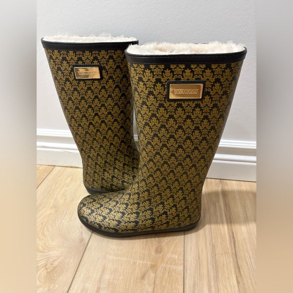 MOOVBOOTS WITH SHEEPSKIN LINING - Picture 1 of 7